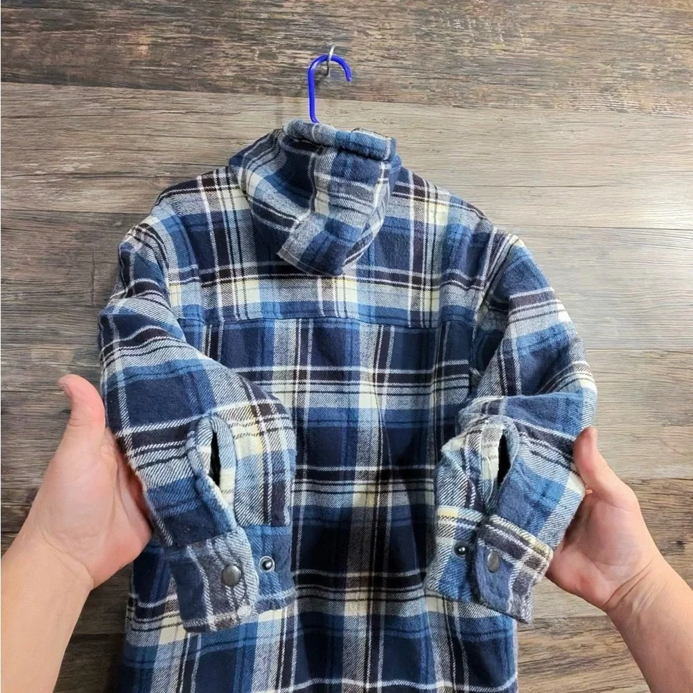 Authentic BTC Trading Co Navy and Beige Plaid Flannel Hooded Shirt Jacket - Picture 8 of 12